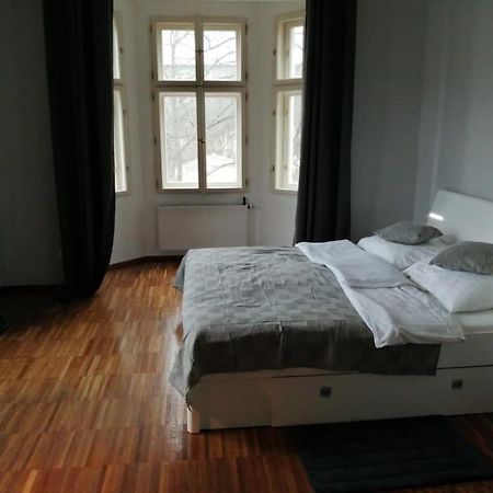 פראג 2 Bedrooms Close Vysehrad - Congress Centrum מראה חיצוני תמונה